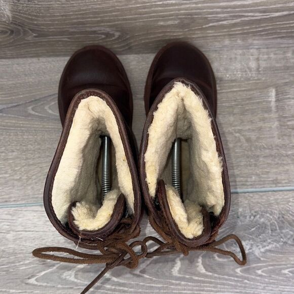 Ugg Mariana Women’s Sz 7 Dark Brown Leather Shearling Rear Lace Winter Boots - Picture 5 of 11